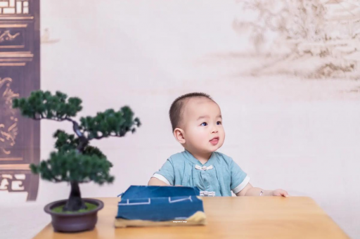 梨树县宝宝几岁会走路